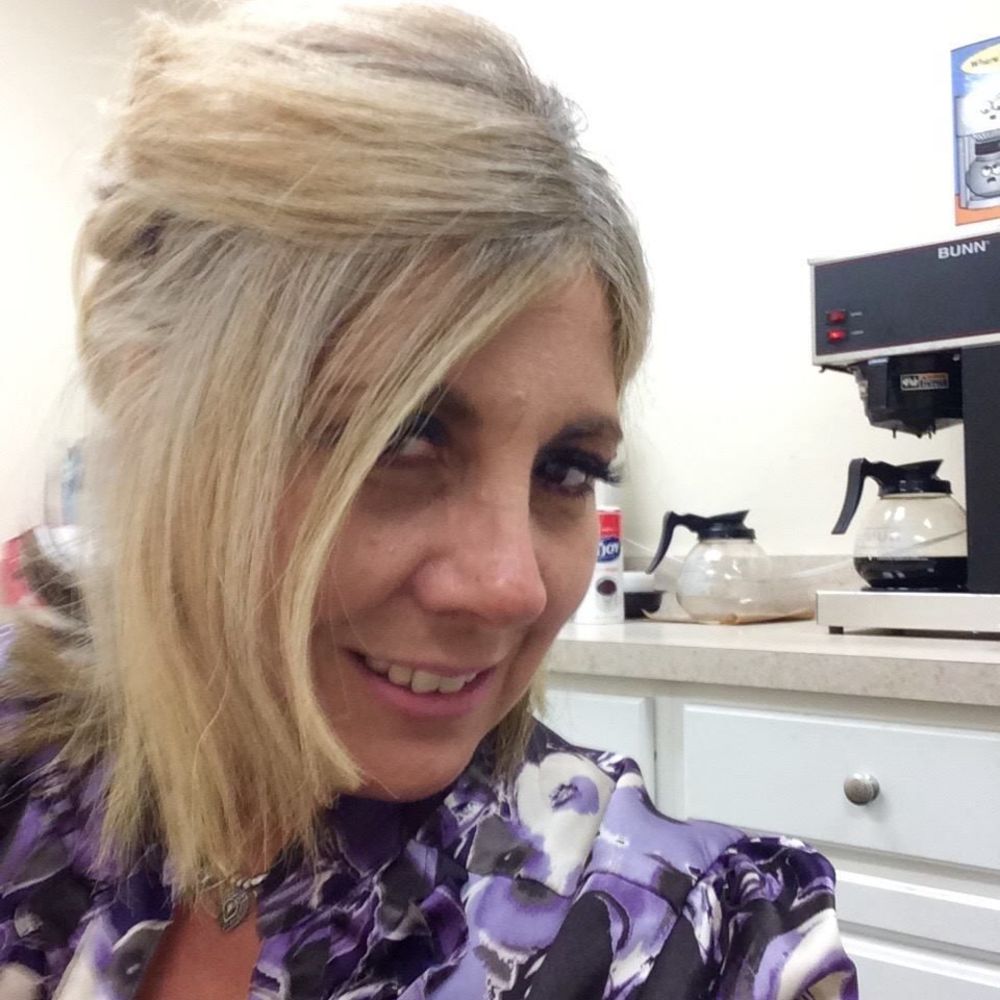 Meet your Posher, Denise